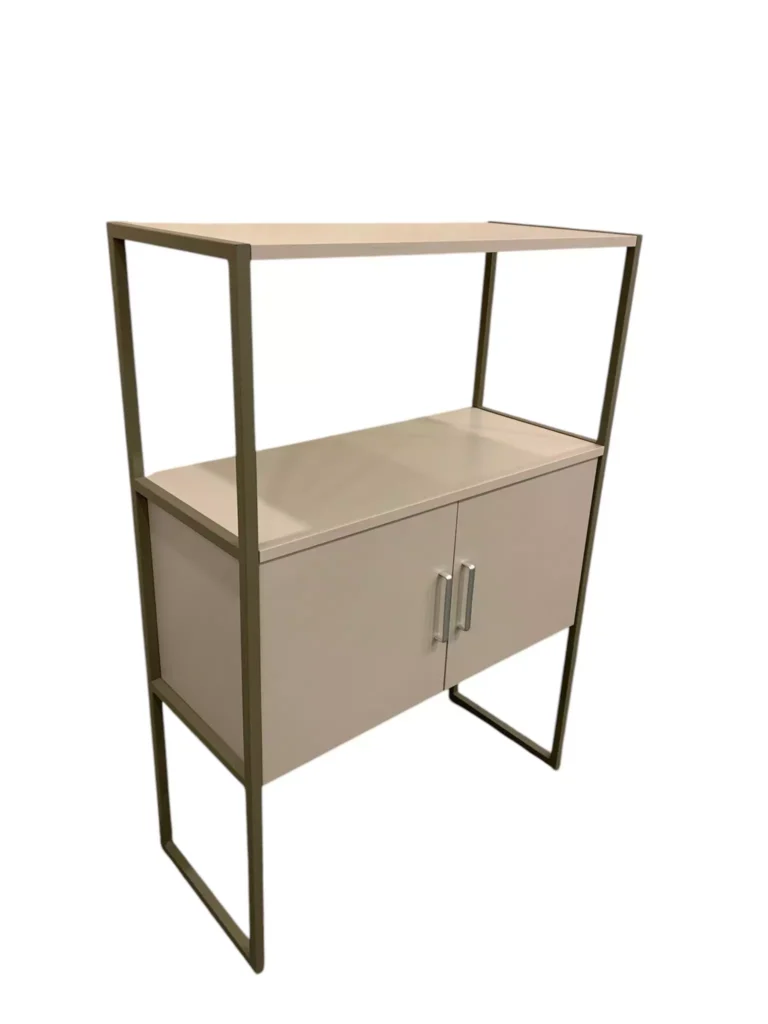 Elegant Executive Office Bookshelf with Open Shelves and Storage Cabinets